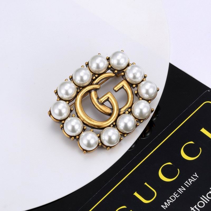 Gucci Brooch 08yxs01